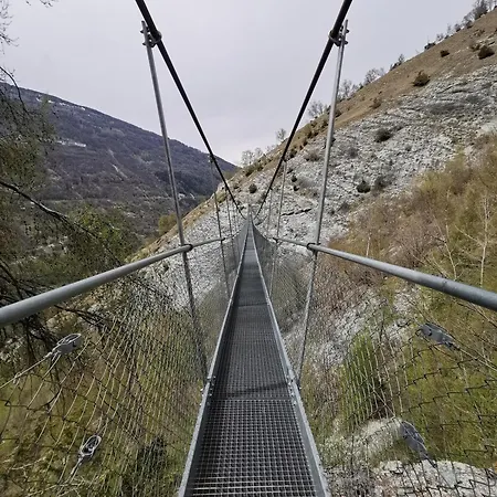Lana In Sonniger, Ruhiger Lage Сasa de vacaciones *
